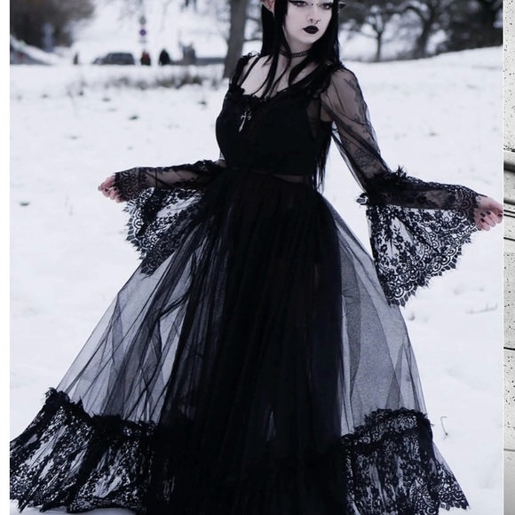 Black gothic dress - Picture 1 of 5